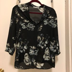 Violet & Claire Black Floral Blouse